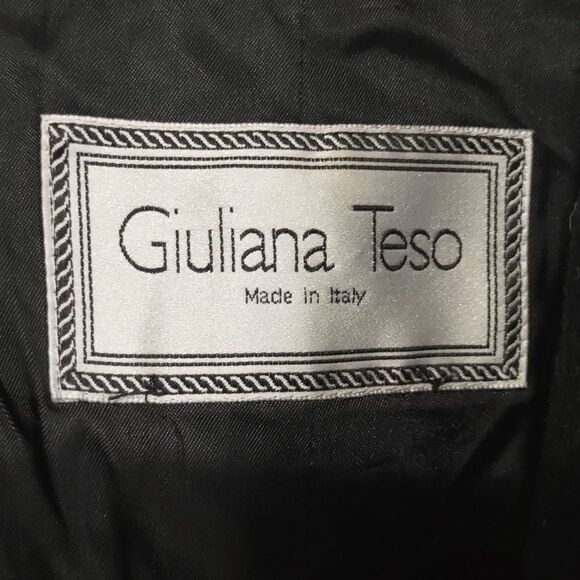 Elegant Black Pea Coat for Women - Picture 4 of 10